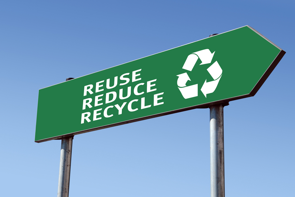 Reduce mean. Reduce экология. Reduce reuse recycle картинки. Реюз редьюс ресайкл. Recycling reuse reduce.