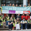 Students and volunteers at the Big EO Clean Up Students and volunteers at the Big EO Clean Up