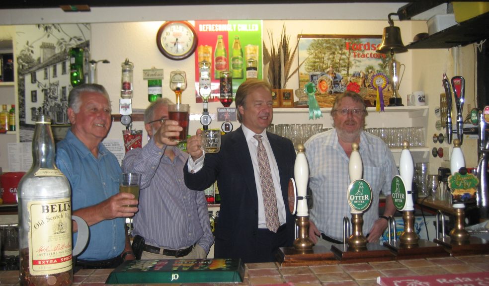 Hugo Swire MP with Campaign supporters & Red Lion landlord