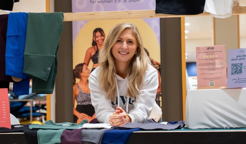 Avo activewear - Ally Patterson