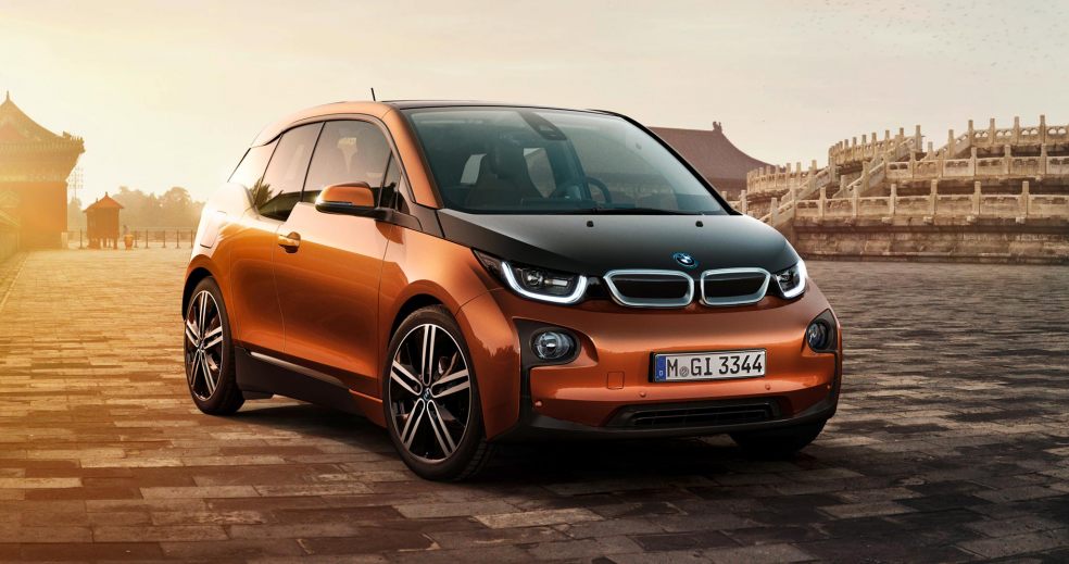 BMW i3 car will take part in Redrow's green commute to work challenge on 25th September