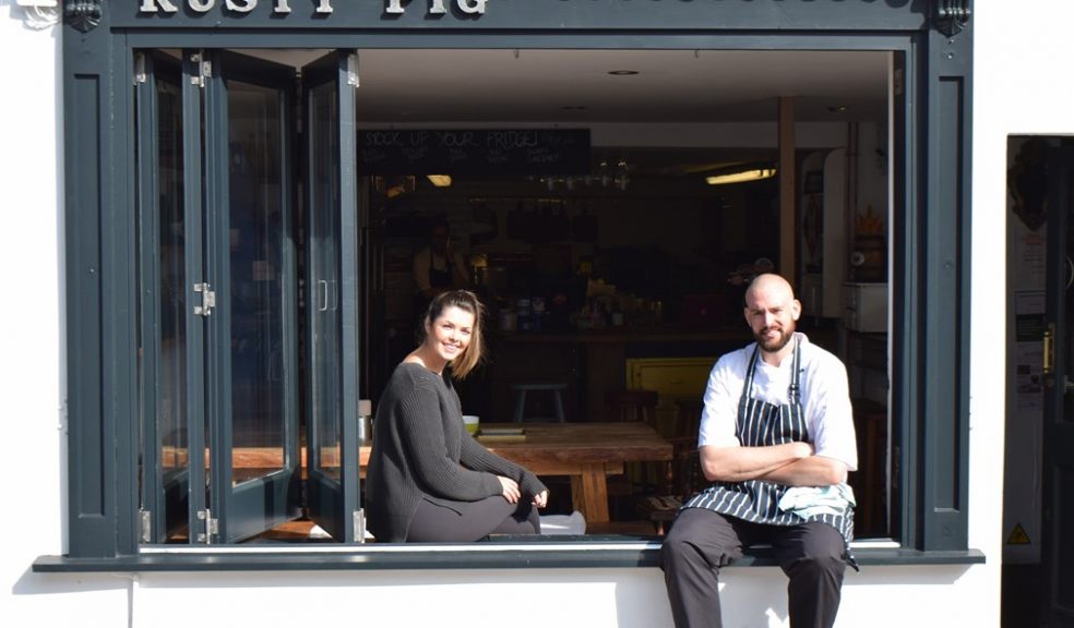 Beatrice Hunt and Rob Tanner