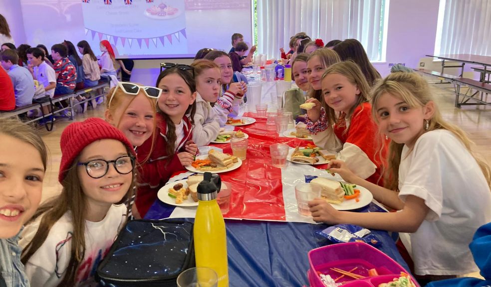 Broadclyst Pupils Celebrate Platinum Jubilee