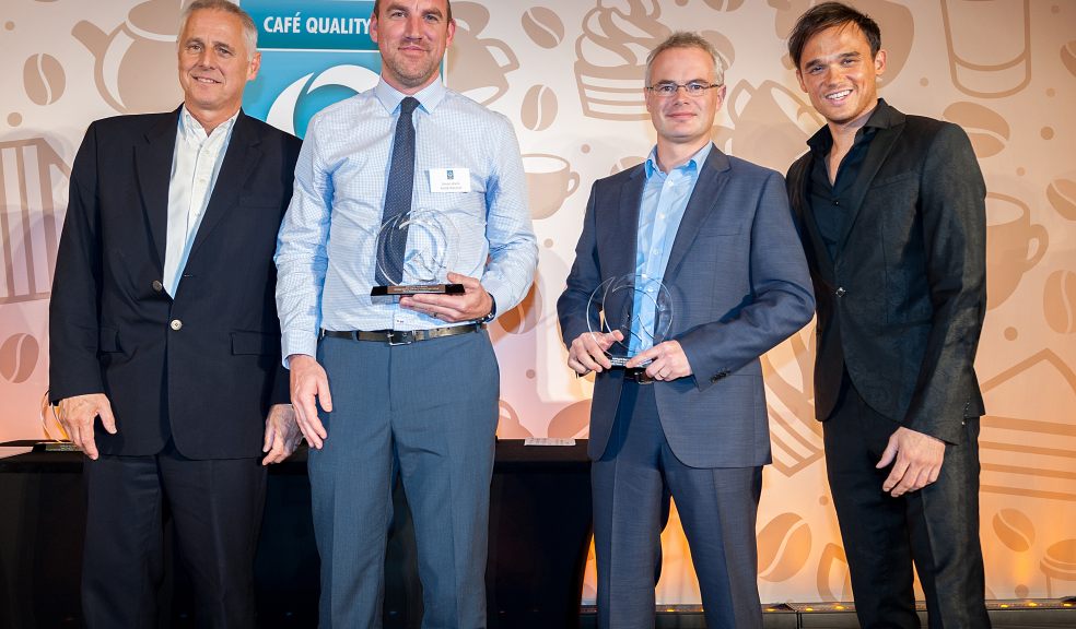 L-R: Steven Minall, Moving Food, Simon Waite, Fed & Watered, Anthony Hestor, Dobbies Garden Centre and awards presenter Gareth Gates.