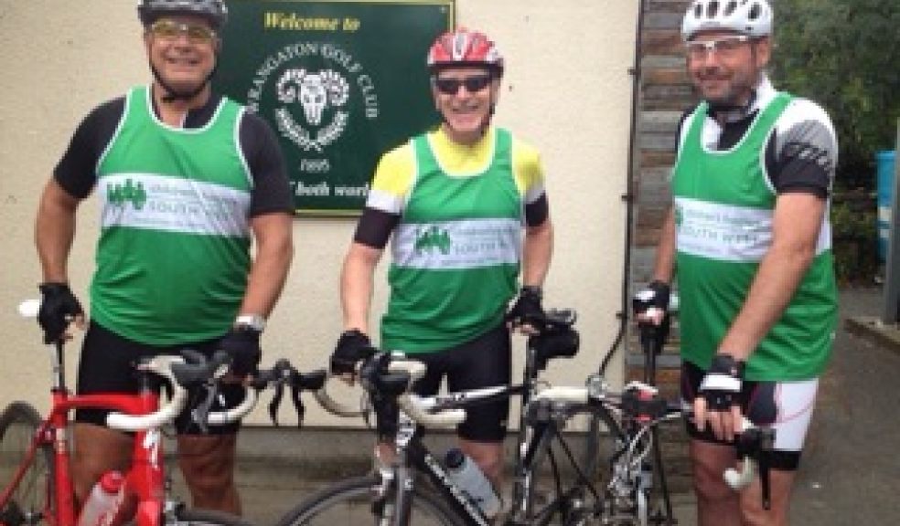 Cyclists L-R: Charles Grose, Stuart Newberry, Andy Dykes