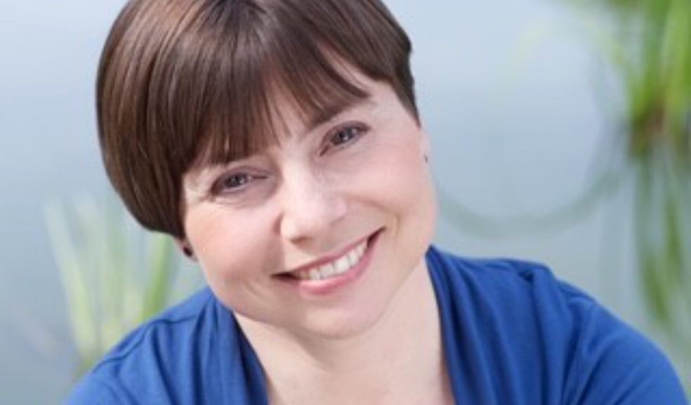 Dr Dominique Thompson