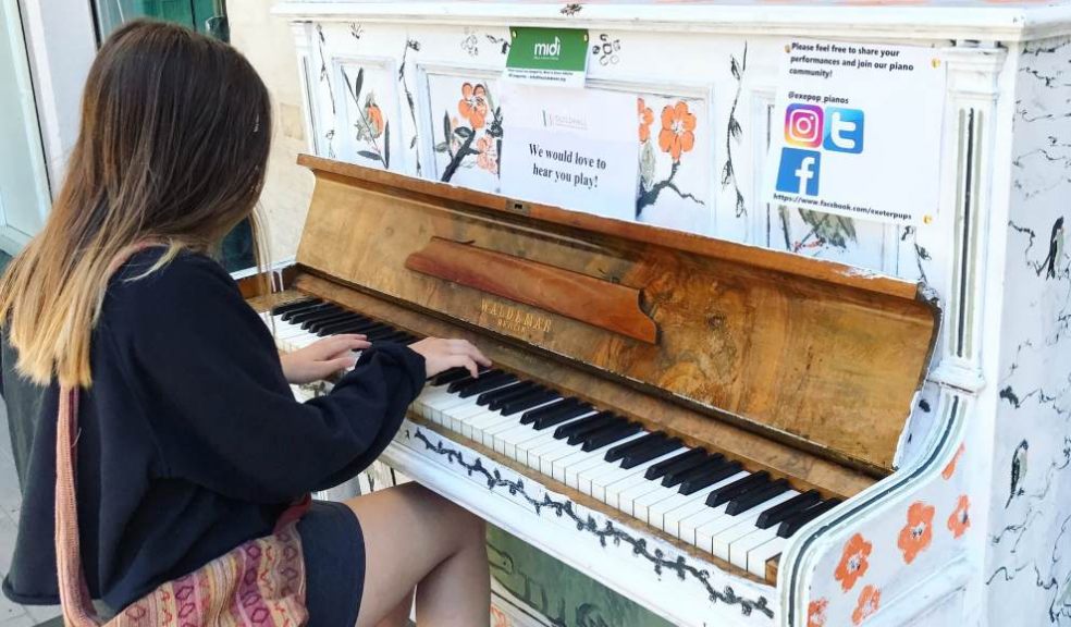 Pop up Piano