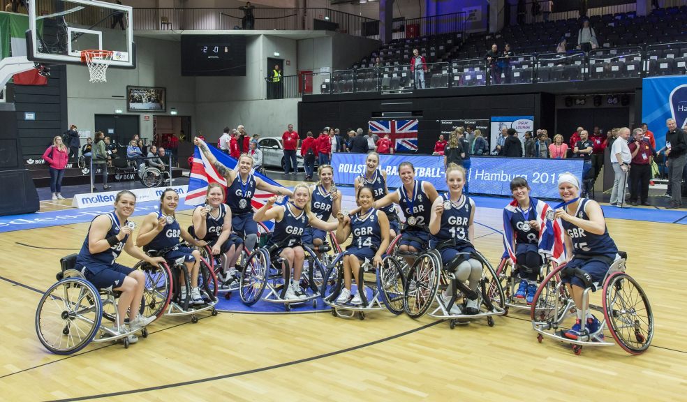 GB women showing their medals