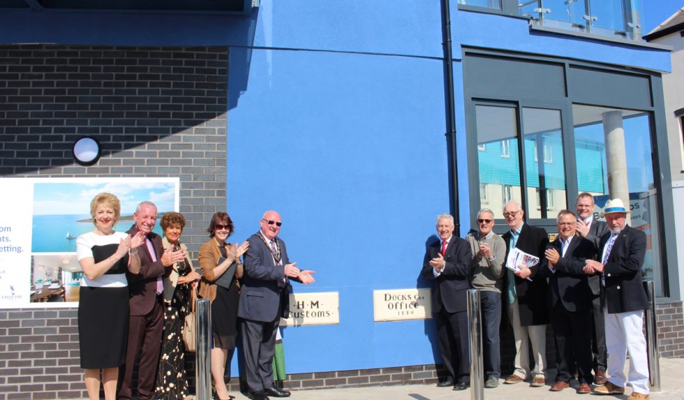Exmouth Mayor Brian Cole joins Eagle One Director Chris Fayers to unveil The Point