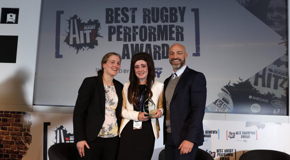 Helen Clayton, HITZ Programme Manager, Premiership Rugby (left), Govinda Kay, Best Rugby Performer winner (middle), Wayne Morris, CSR Director, Premiership Rugby (right). Photo: Pinnacle Photography for Premiership Rugby.