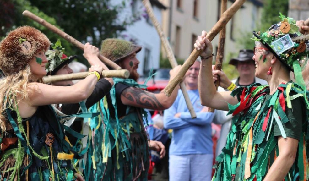 Otter Morris during a display. Photo: Alan Quick. 