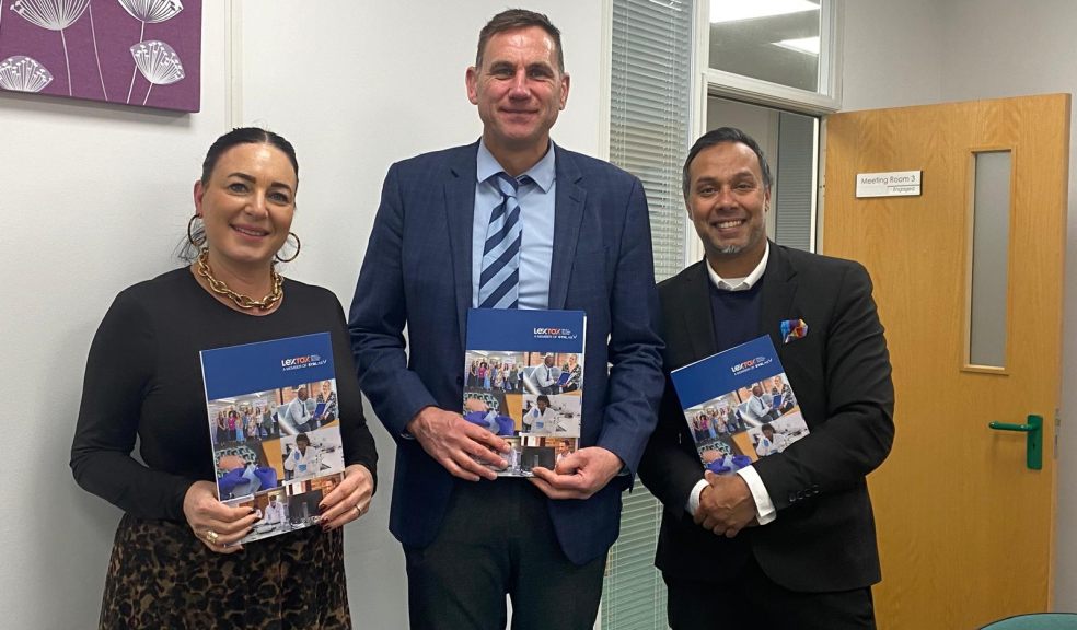 1. Galina Labworth (TFLC), Richard Thomas (Lextox) and Imran Khodabocus (TFLC) 1. Galina Labworth (TFLC), Richard Thomas (Lextox) and Imran Khodabocus (TFLC)