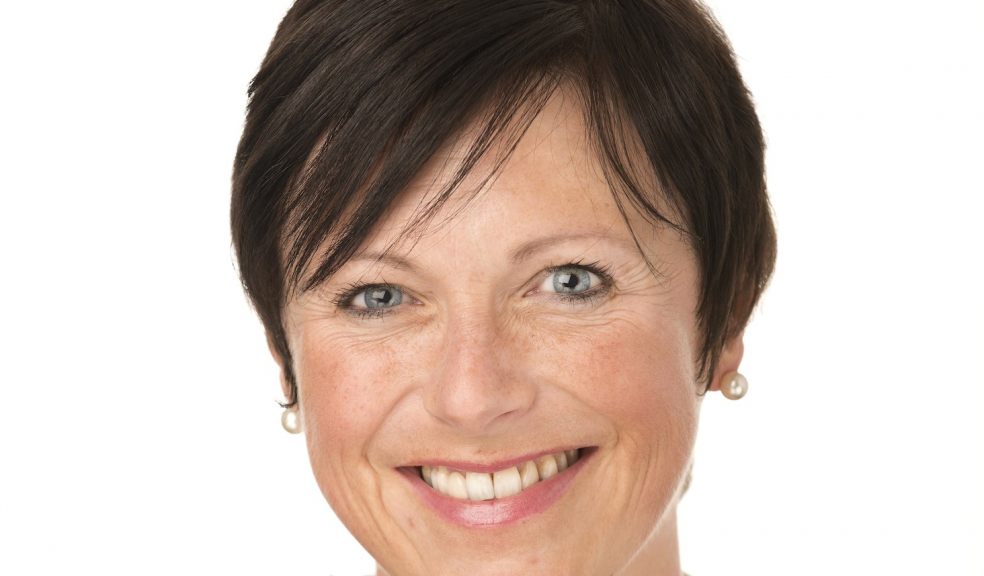 Lindy Stephens