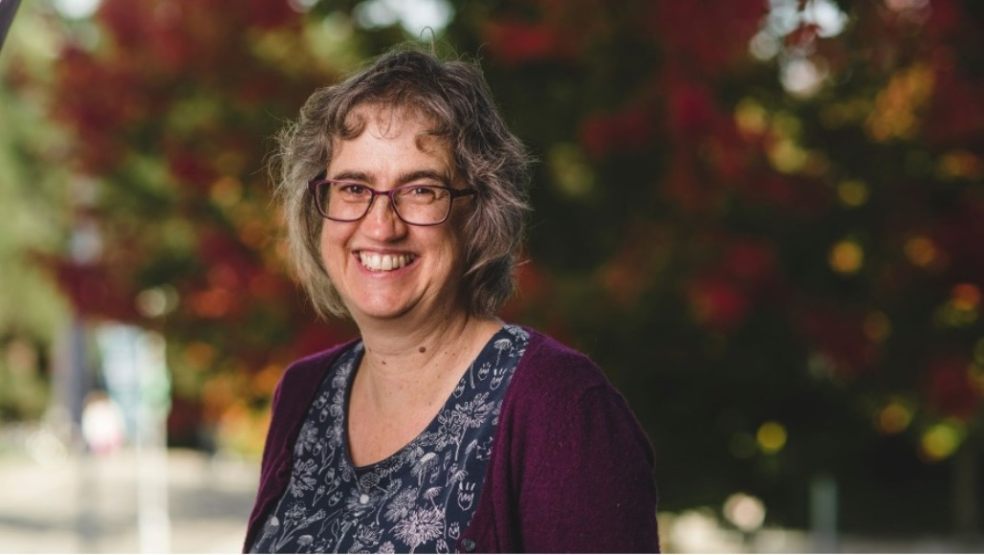 Dr Alison Hill has won the Royal Society of Chemistry’s Excellence in Higher Education Prize.