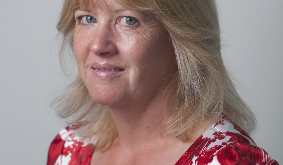 Professor Sian Ellard