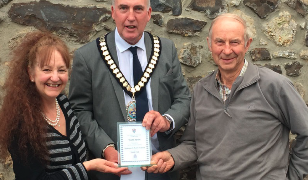 LR-Anne Barratt, Cllr Stuart Hughes, Cllr John Barrow