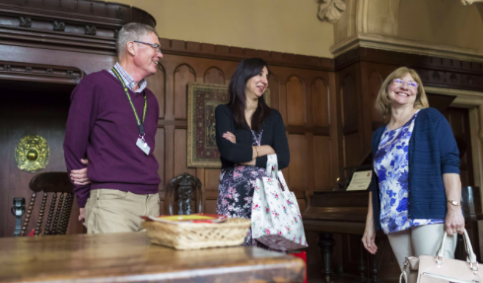 Knightshayes volunteer (c) National Trust Images Chris Lacey.