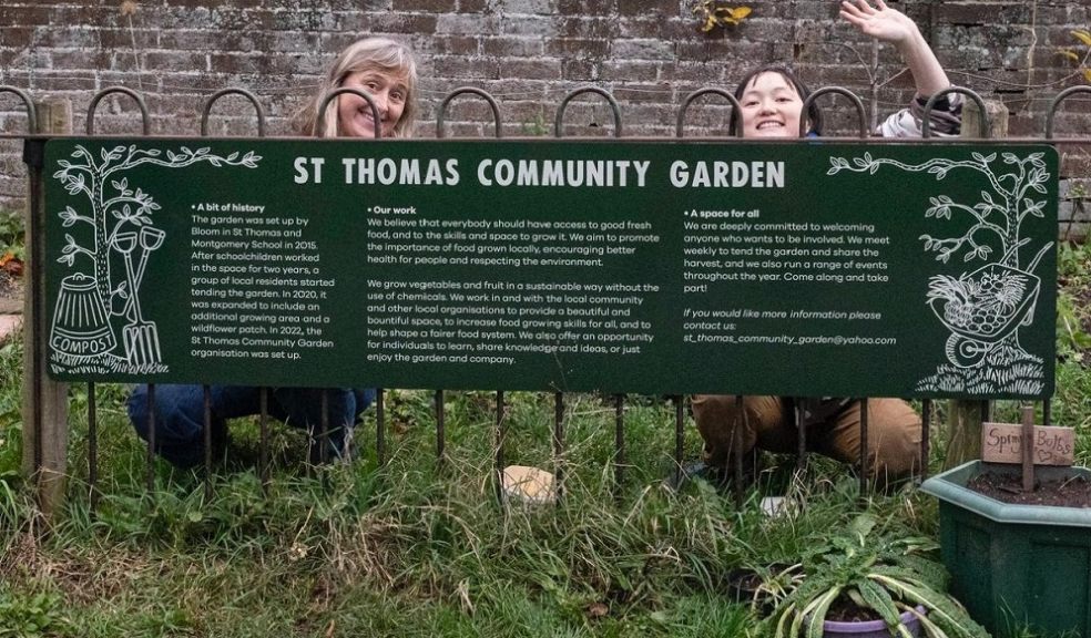 New St Thomas Community Garden sign New St Thomas Community Garden sign