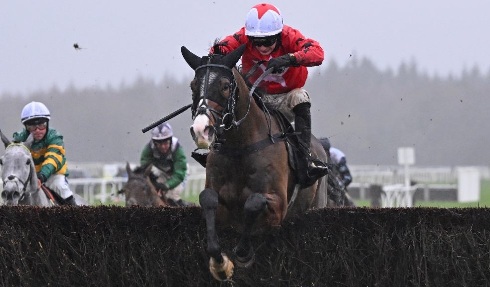 The Dan Skelton trained Mirabad wins the beginners' chase with Tristan Durrell in the saddle. Photo: Francesca Alltoft.
