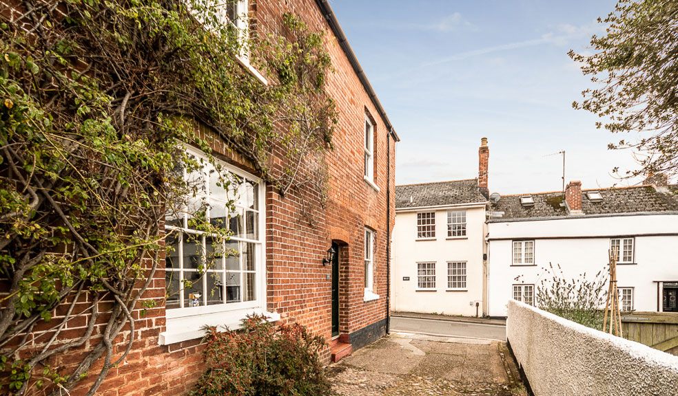 Topsham’s Cream of the Crop: The Ideal Place to Call Home. Photo provided by southoak.co.uk Topsham’s Cream of the Crop: The Ideal Place to Call Home.