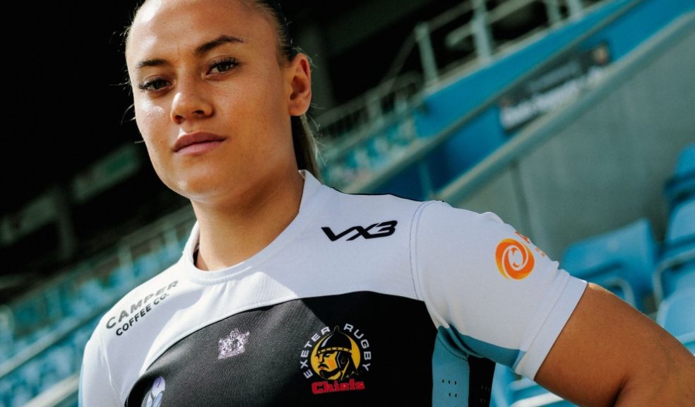 Women's home kit