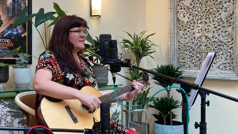 Singer songwriter Amy Hopwood performing a Devonstream session at Southernhay House.