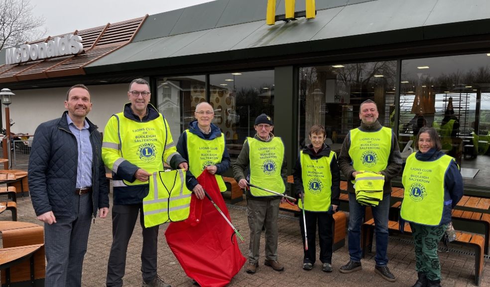 David Shawyer (left), next to Lion President Richard Allen and some of the Budleigh Salterton Lions
