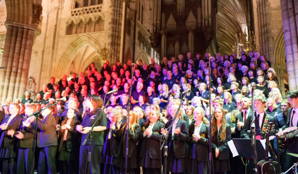 La La Choirs Performing at the 2015 CLIC for Christmas concert