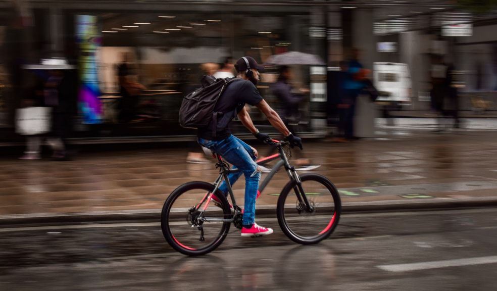 commuting, cycling