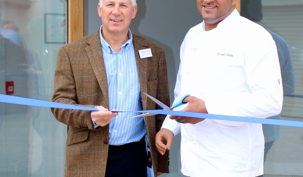 Michael Caines and Chris Fayers cutting the ribbon