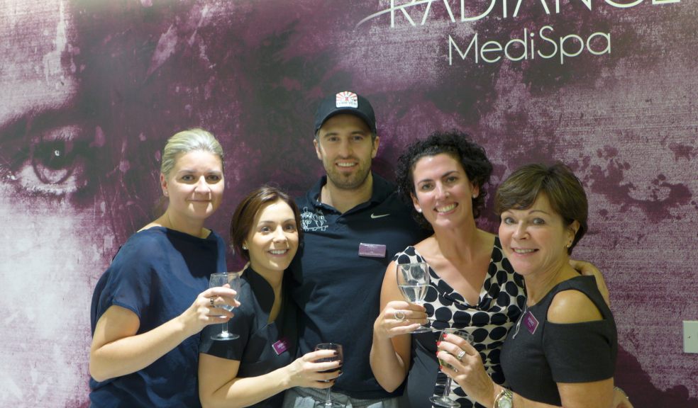 Lisa Portman – Thermalogica / Katie Debenham – Radiance MediSpa / Alex Nardell – Radiance MediSpa / Terri Bainbridge – Thermalogica / Dr Ros Debenham – Radiance MediSpa