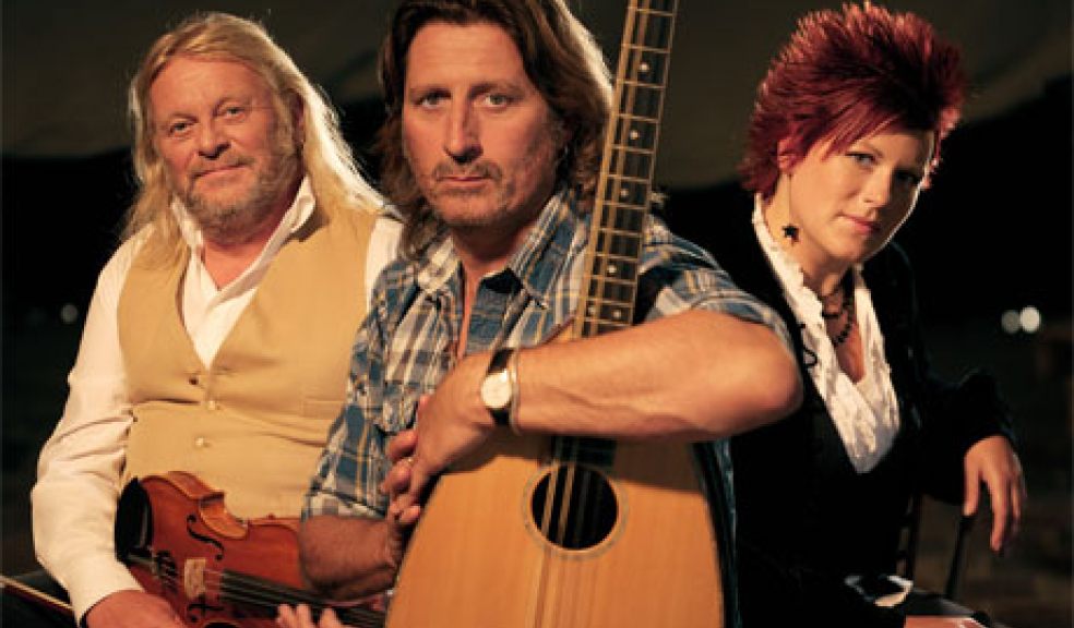 Sidmouth Folk Week: Show of Hands, Phil Beer and Steve Knightley, with Miranda Sykes